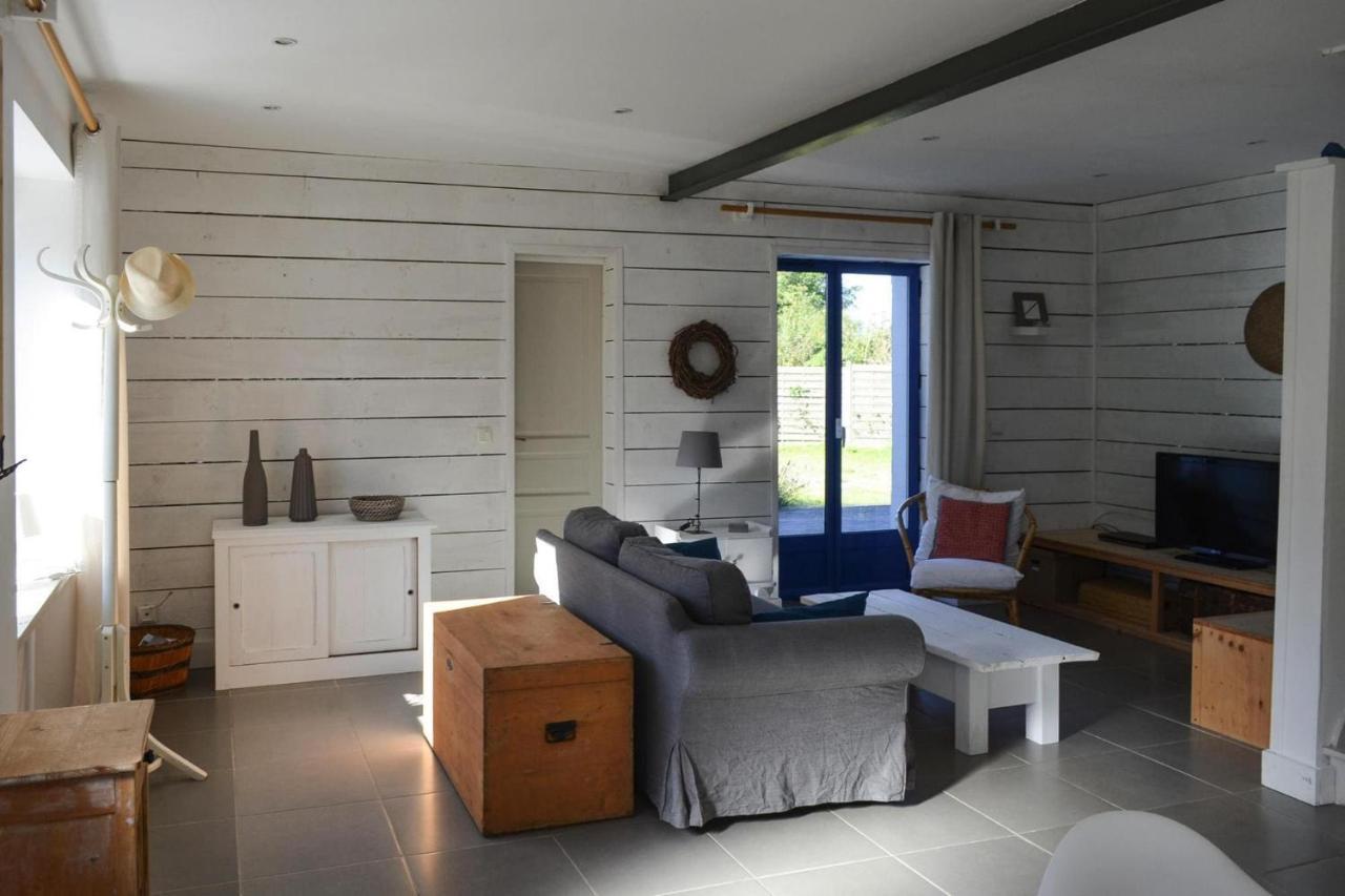 Comfortable Holiday Home With Enclosed Garden Locquirec Exterior photo